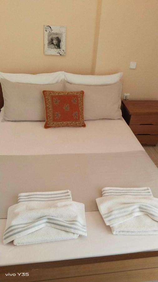 Apartamento Ομορφο Διαμερισμα Στο Κεντρο Της Πολης Με Παρκιν Tríkala Exterior foto