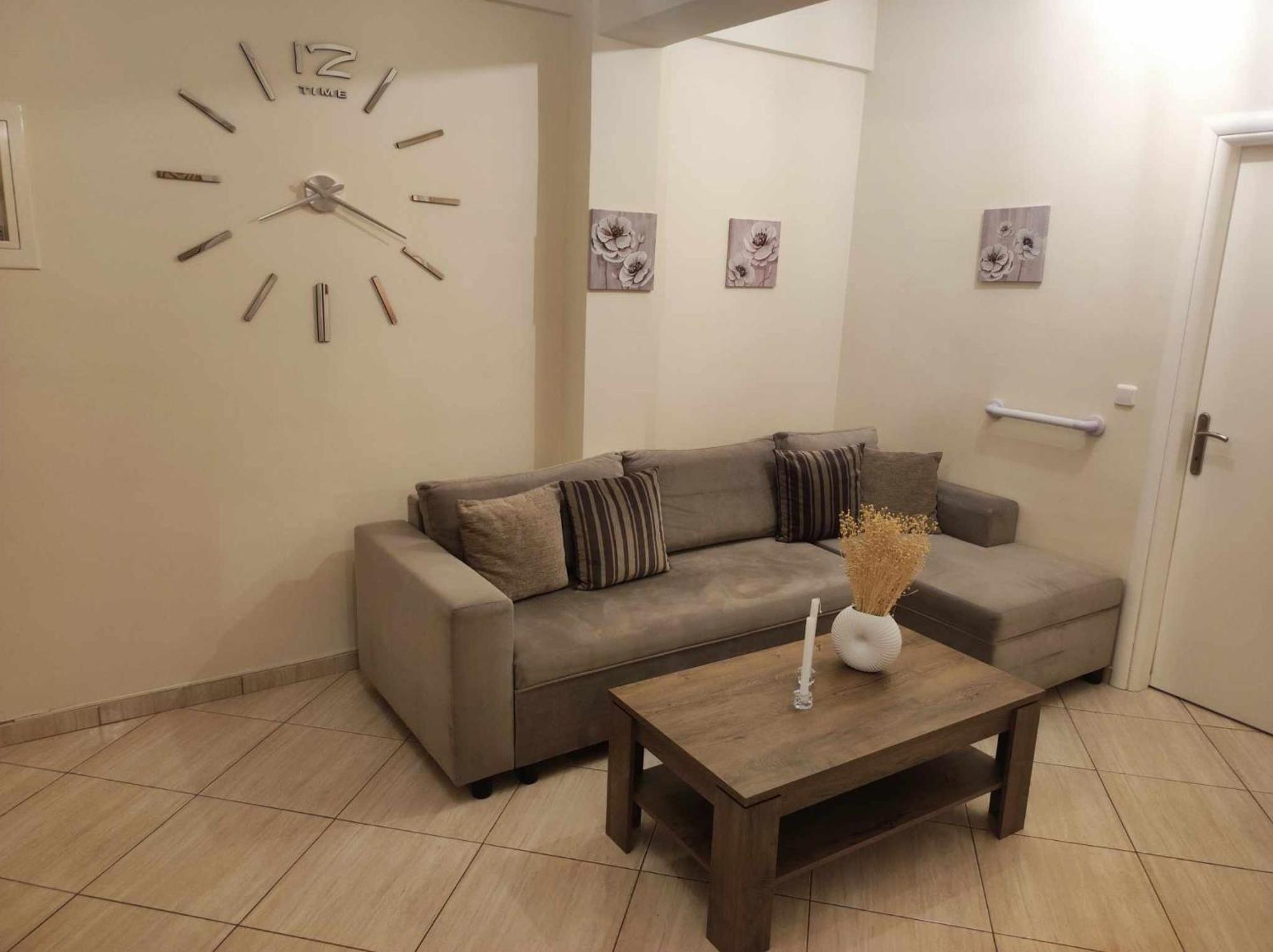 Apartamento Ομορφο Διαμερισμα Στο Κεντρο Της Πολης Με Παρκιν Tríkala Exterior foto